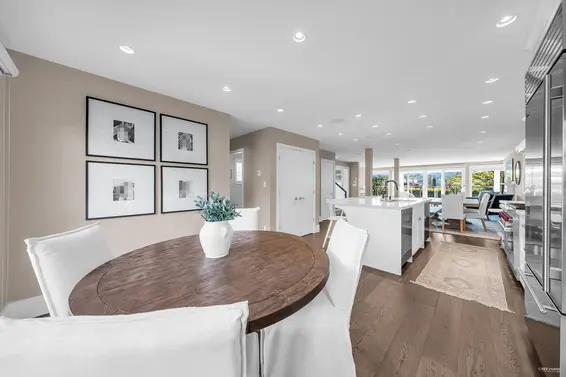 1251 Clyde Avenue, West Vancouver For Sale - image 17