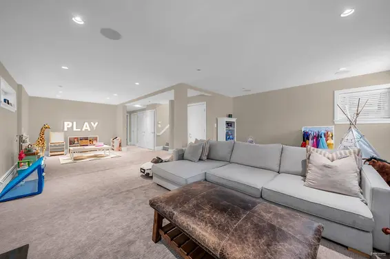 1251 Clyde Avenue, West Vancouver For Sale - image 30