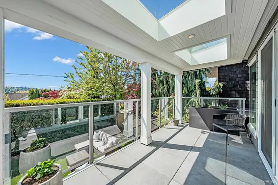 1251 Clyde Avenue, West Vancouver For Sale - image 32