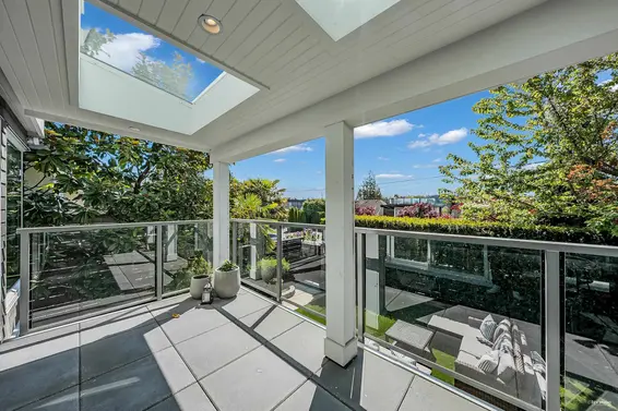 1251 Clyde Avenue, West Vancouver For Sale - image 33