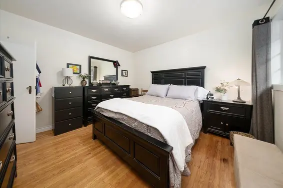 322 East 25th Street, North Vancouver For Sale - image 11