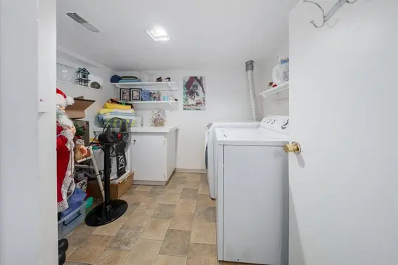 322 East 25th Street, North Vancouver For Sale - image 19