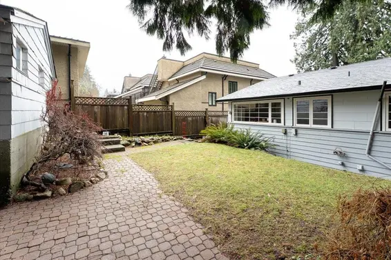 322 East 25th Street, North Vancouver For Sale - image 21