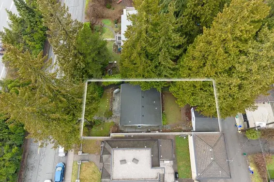 322 East 25th Street, North Vancouver For Sale - image 22