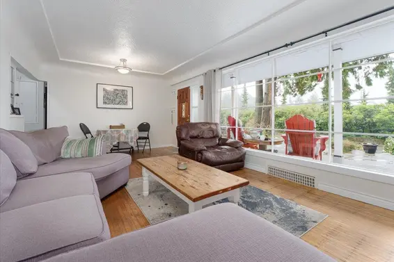 322 East 25th Street, North Vancouver For Sale - image 5