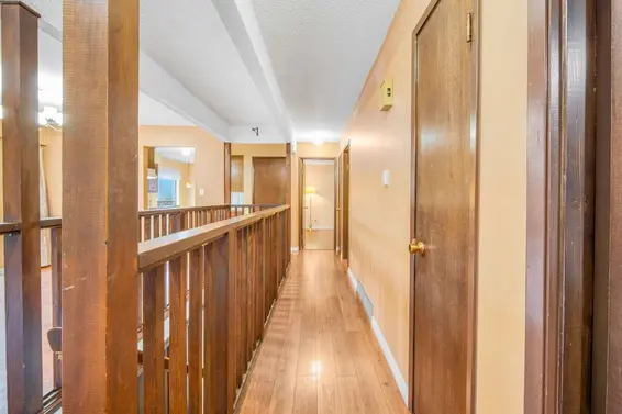 692 Alpine Court, North Vancouver For Sale - image 6