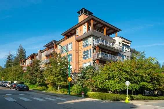 501 3602 Aldercrest Drive, North Vancouver For Sale - image 3