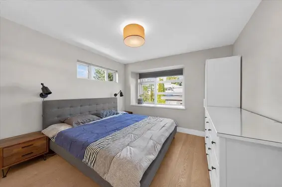 2 252 East 19th Street, North Vancouver For Sale - image 10