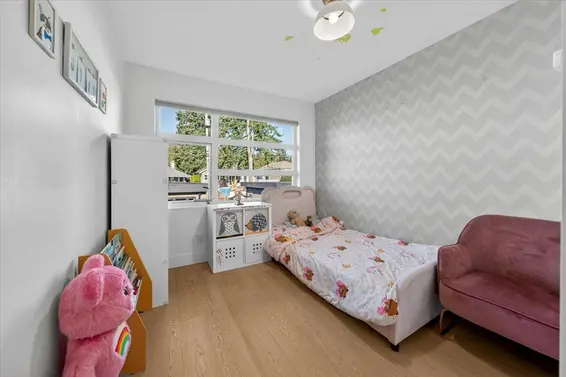 2 252 East 19th Street, North Vancouver For Sale - image 16