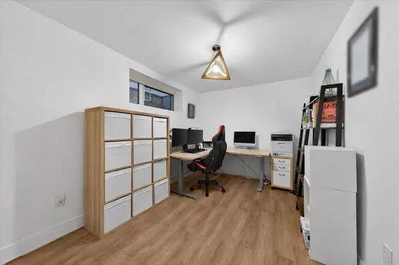 2 252 East 19th Street, North Vancouver For Sale - image 21