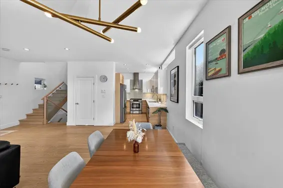 2 252 East 19th Street, North Vancouver For Sale - image 7