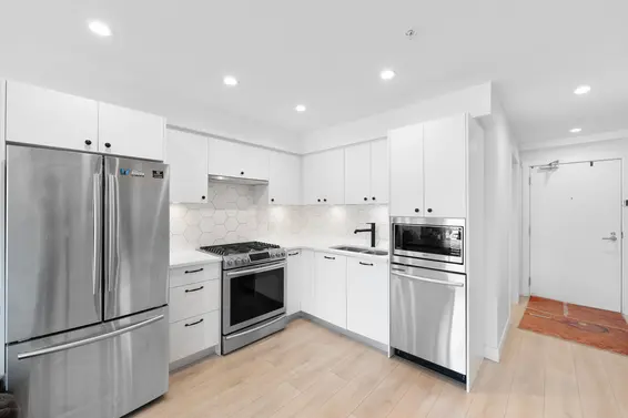 309 1519 Crown Street, North Vancouver For Sale - image 12