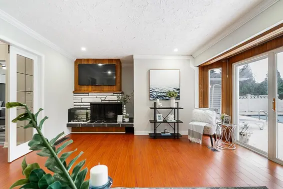 310 Inglewood Avenue, West Vancouver For Sale - image 16