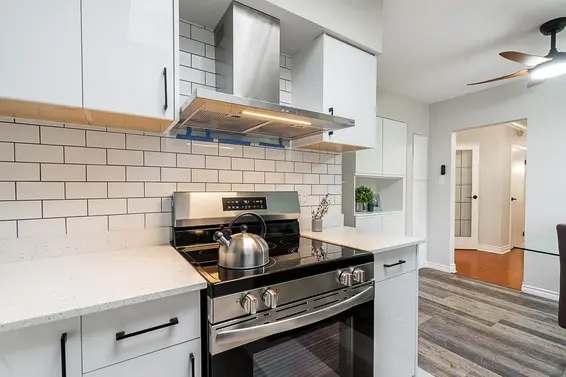 310 Inglewood Avenue, West Vancouver For Sale - image 7