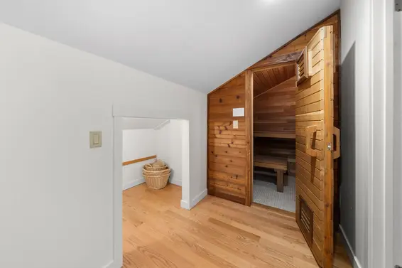 667 Fairway Drive, North Vancouver For Sale - image 22