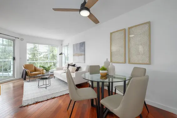 304 250 West 4th Street, North Vancouver For Sale - image 2
