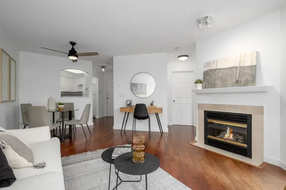 304 250 West 4th Street, North Vancouver For Sale - image 5