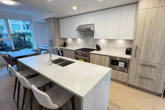 114 423 6th Street, West Vancouver For Sale - image 7