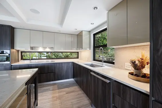 445 Mountain Drive, Lions Bay For Sale - image 12