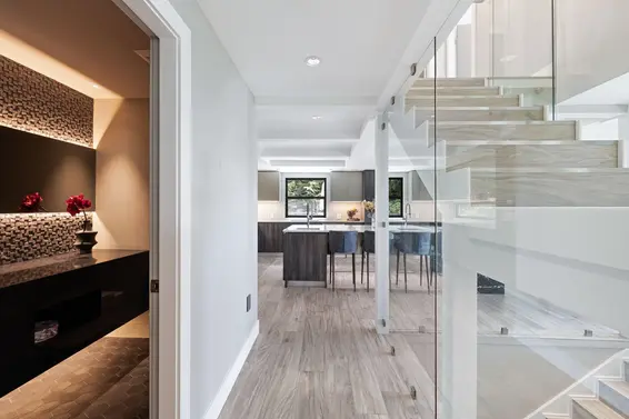 445 Mountain Drive, Lions Bay For Sale - image 19