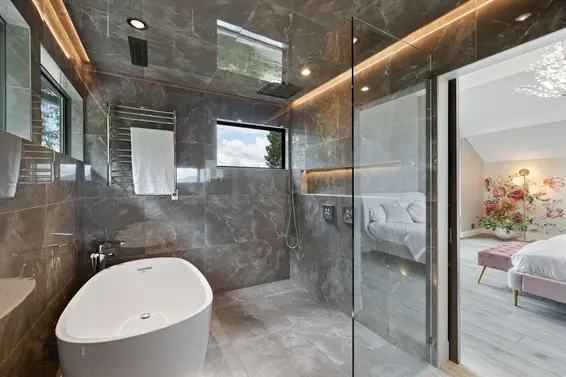 445 Mountain Drive, Lions Bay For Sale - image 31
