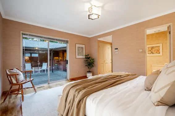 4695 Mapleridge Drive, North Vancouver For Sale - image 18