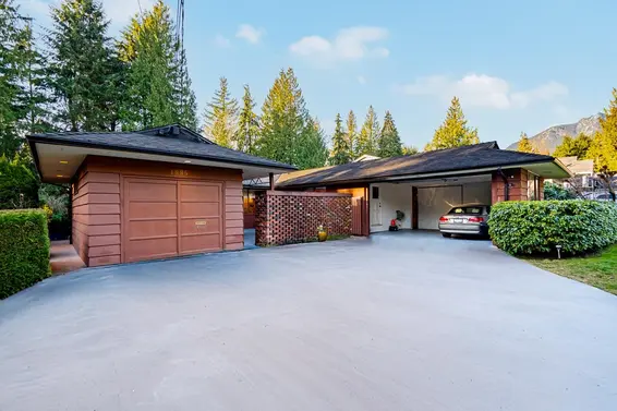 4695 Mapleridge Drive, North Vancouver For Sale - image 30