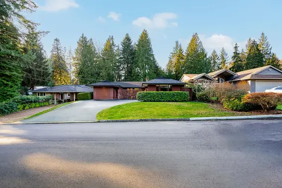 4695 Mapleridge Drive, North Vancouver For Sale - image 34