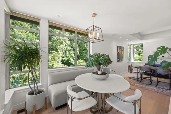 8689 Seascape Drive, West Vancouver For Sale - image 10