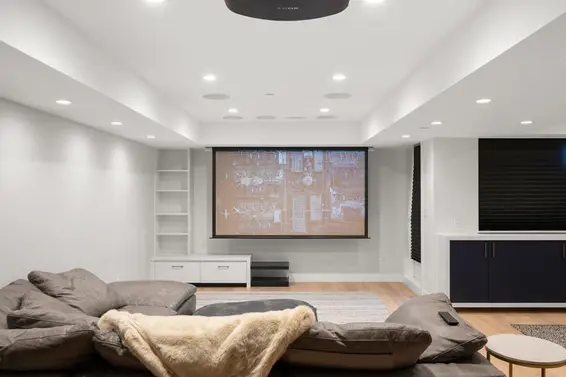 8689 Seascape Drive, West Vancouver For Sale - image 24