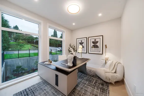 971 Adderley Street, North Vancouver For Sale - image 3