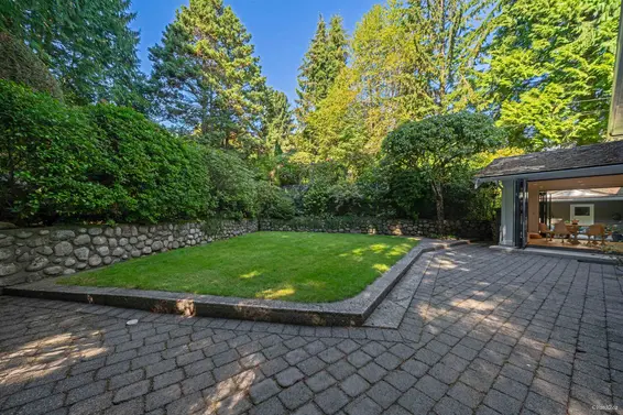 485 Southborough Drive, West Vancouver For Sale - image 31