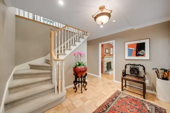 485 Southborough Drive, West Vancouver For Sale - image 4