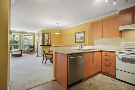 355 1100 East 29th Street, North Vancouver For Sale - image 5