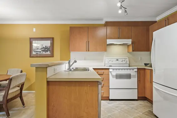 355 1100 East 29th Street, North Vancouver For Sale - image 6