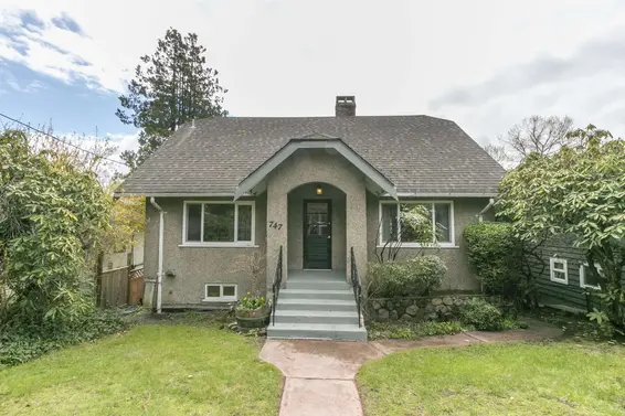 747 East 4th Street, North Vancouver
