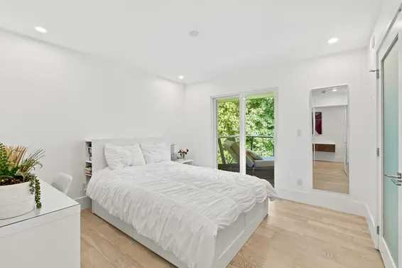 6236 Summit Avenue, West Vancouver For Sale - image 33