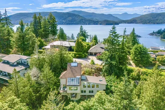 6236 Summit Avenue, West Vancouver For Sale - image 40
