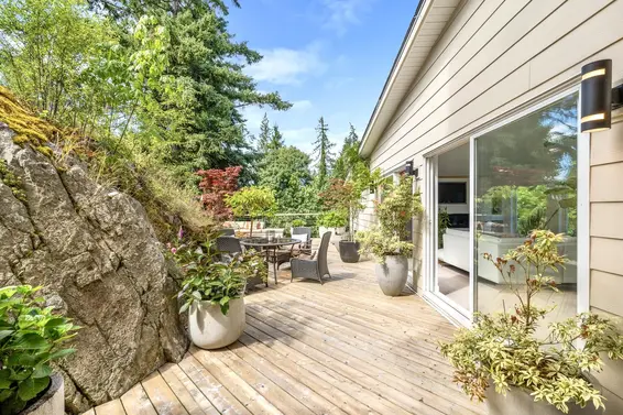 6236 Summit Avenue, West Vancouver For Sale - image 5