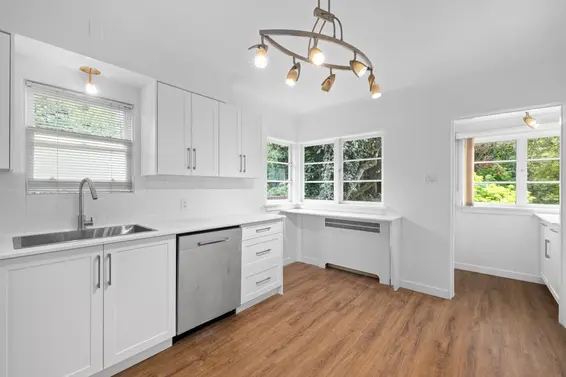 1561 Jefferson Avenue, West Vancouver For Sale - image 6