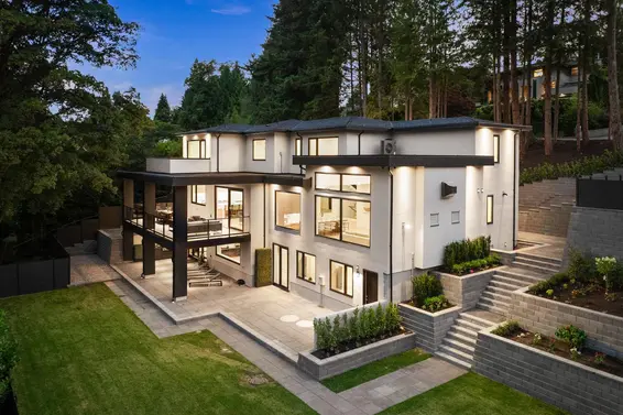 620 Kenwood Road, West Vancouver