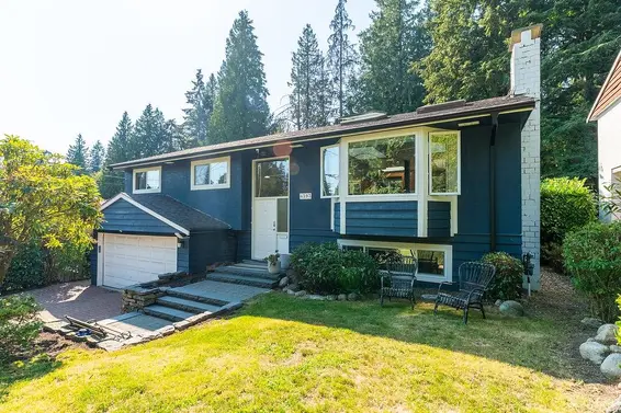 4393 Glencanyon Drive, North Vancouver For Sale - image 2