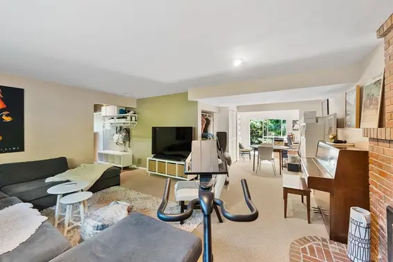4393 Glencanyon Drive, North Vancouver For Sale - image 25
