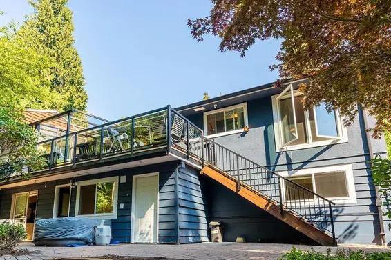 4393 Glencanyon Drive, North Vancouver For Sale - image 32