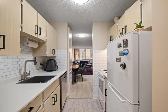 1205 2012 Fullerton Avenue, North Vancouver For Sale - image 17