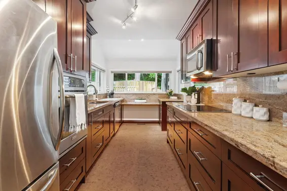 2230 Chapman Way, North Vancouver For Sale - image 12