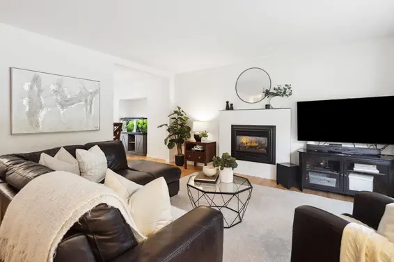 2230 Chapman Way, North Vancouver For Sale - image 3