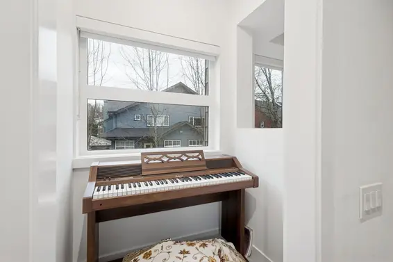 21 856 Orwell Street, North Vancouver For Sale - image 13