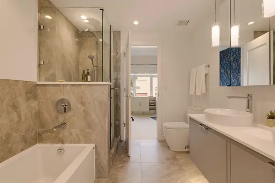 20 1960 Glenaire Drive, North Vancouver For Sale - image 19