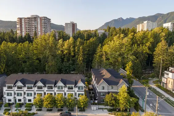 20 1960 Glenaire Drive, North Vancouver For Sale - image 23
